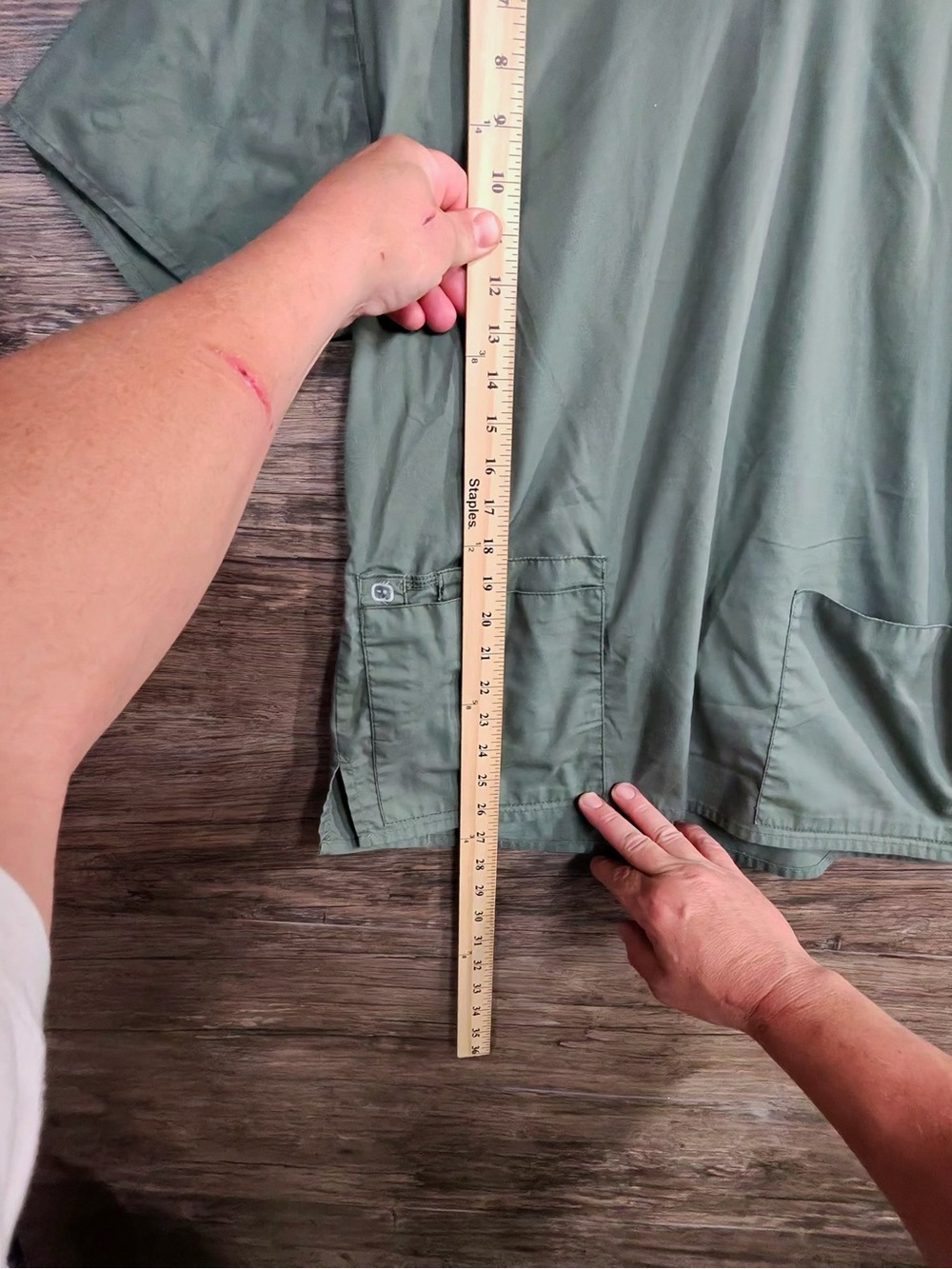 WonderWink Olive Green V-Neck Scrub Top - Picture 4 of 11